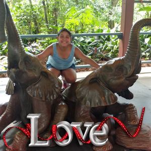 Meet your Posher, Debra